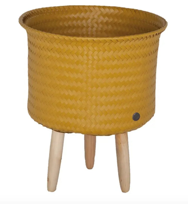 Handed By - UP mid Planter